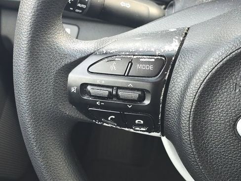 Used 2021 Kia Rio LX image 23