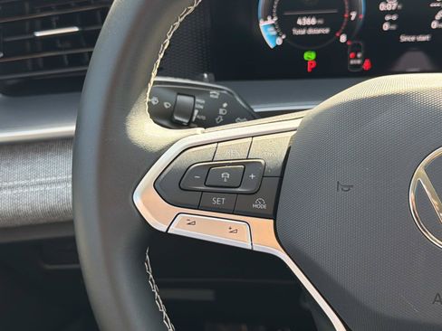 Certified 2026 Volkswagen Tiguan S FWD image 18