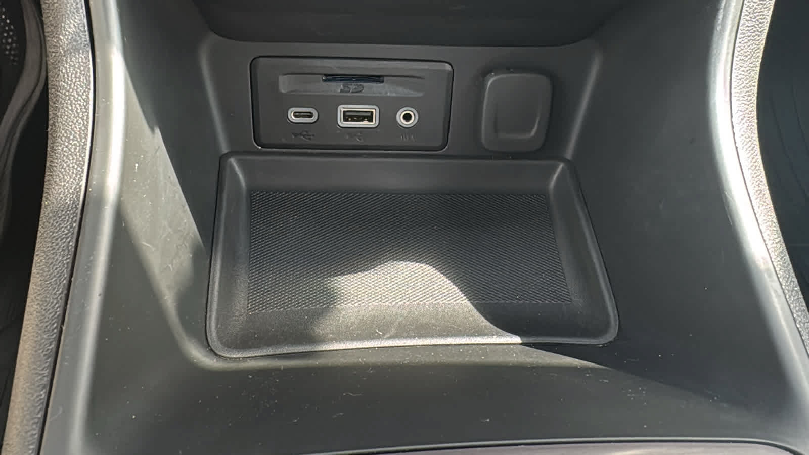 Used 2024 GMC Terrain AT4 w/ LPO, Floor Liner Package AWD/4WD image 22