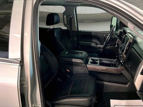Used 2017 GMC Sierra 1500 Denali RWD image 6