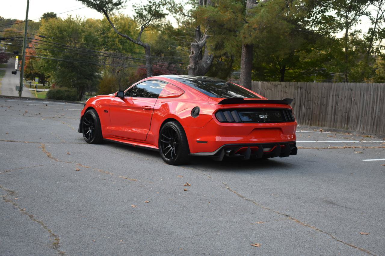 Used 2016 Ford Mustang GT Premium w/ GT Performance Package RWD image 4