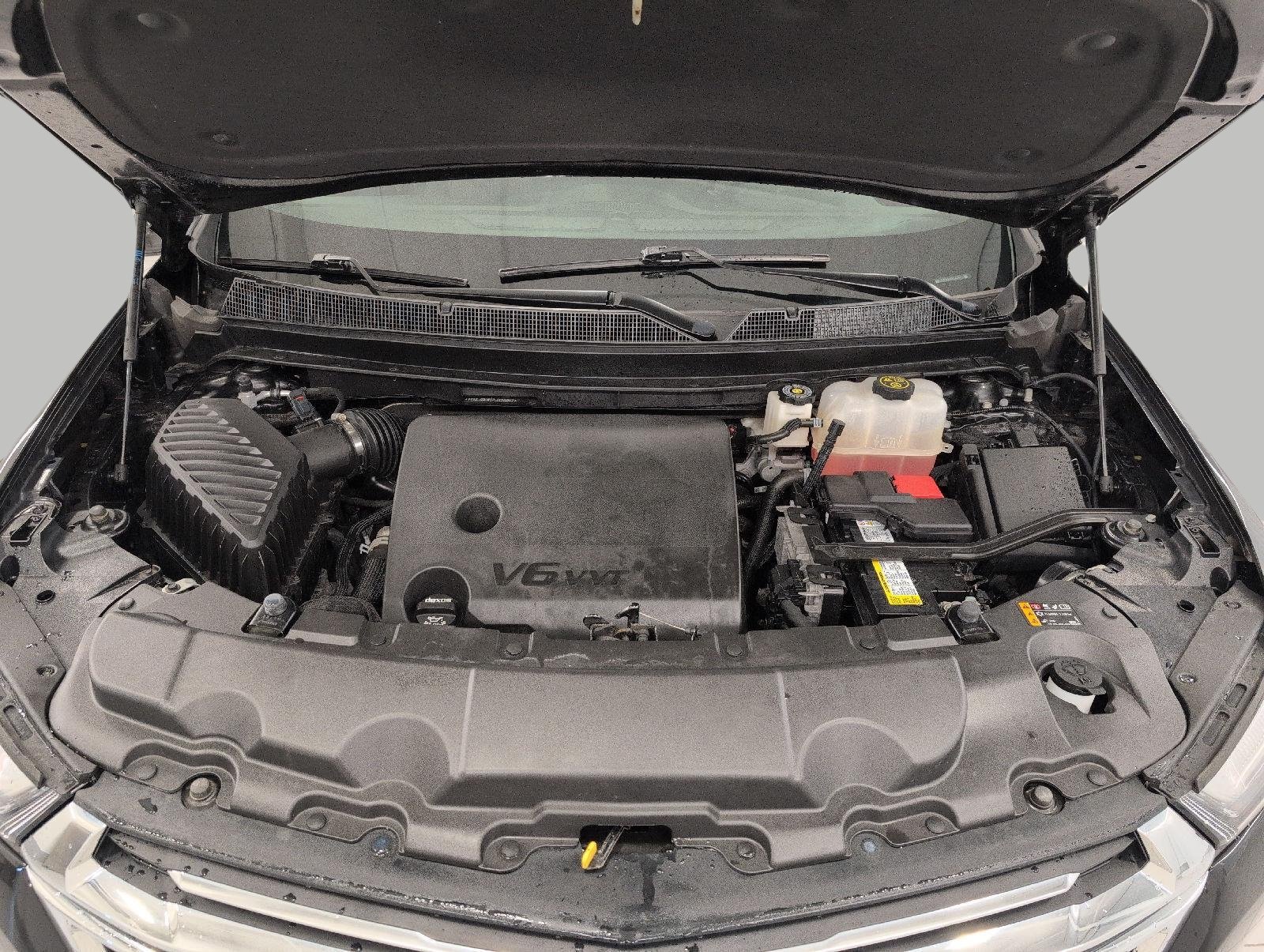 Used 2023 Chevrolet Traverse LT AWD/4WD image 9
