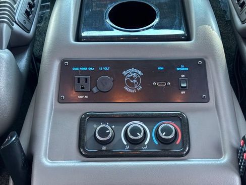 Used 2017 GMC Savana 2500 Extended RWD image 48