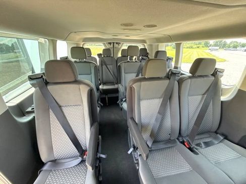 Used 2024 Ford Transit 350 XLT RWD image 23