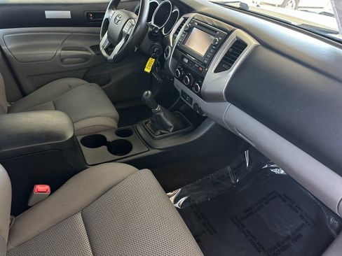 Used 2013 Toyota Tacoma 4x4 Double Cab w/ TRD Off-Road Pkg image 14