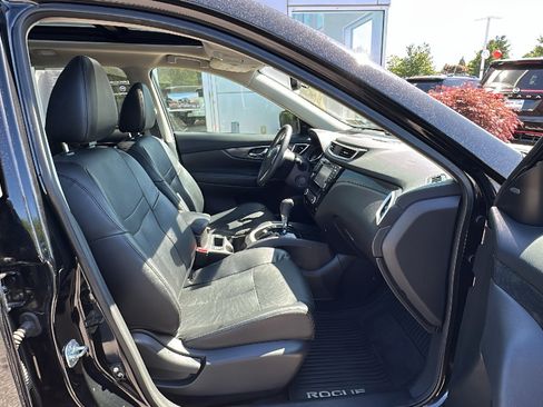 Used 2016 Nissan Rogue SL w/ SL Premium Package AWD/4WD image 25