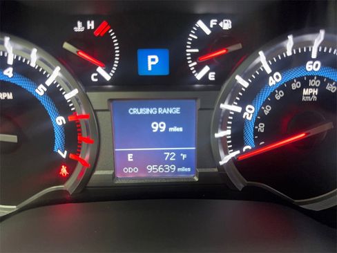 Used 2018 Toyota 4Runner 2WD image 64