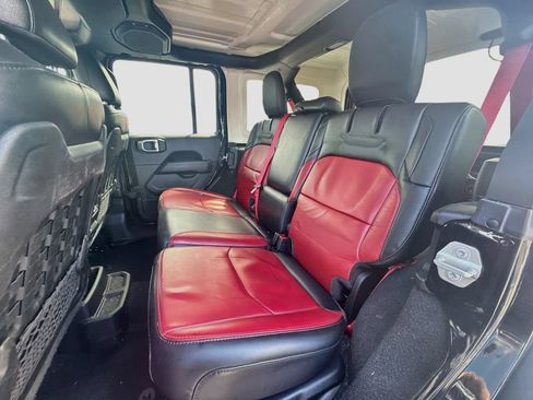Certified 2023 Jeep Wrangler Unlimited Rubicon 4xe AWD/4WD image 27