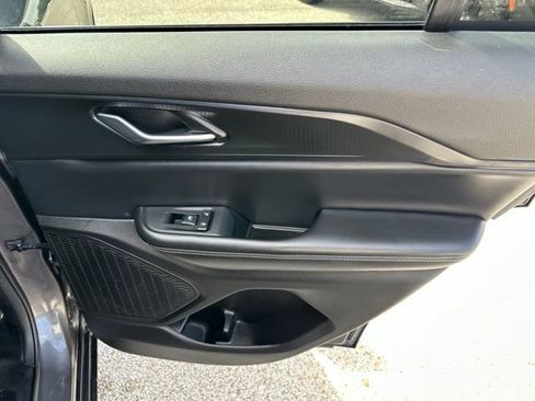 Used 2024 Jeep Grand Cherokee Altitude RWD image 43