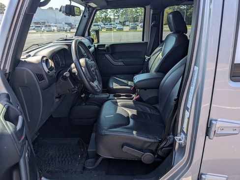 Used 2016 Jeep Wrangler Unlimited Sport AWD/4WD image 18