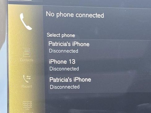 Used 2022 Volvo S60 B5 Momentum w/ Premium Package image 7