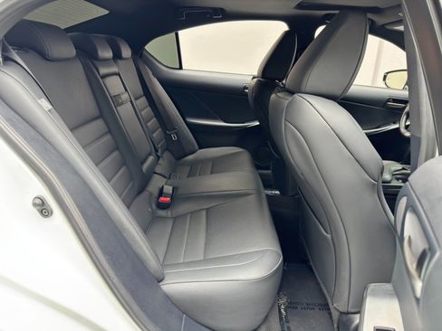 Used 2023 Lexus IS 500 w/ Accessory Package RWD image 39