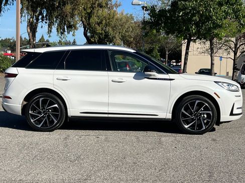 Certified 2024 Lincoln Corsair Grand Touring image 3