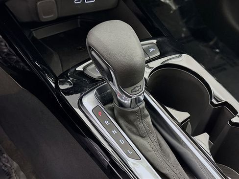 New 2026 Chevrolet Trax ACTIV w/ Sunroof Package FWD image 21