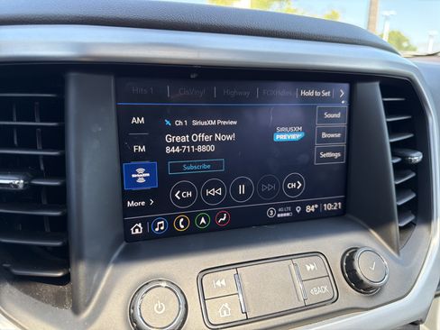 Used 2021 GMC Acadia SLT w/ Trailering Package FWD image 23
