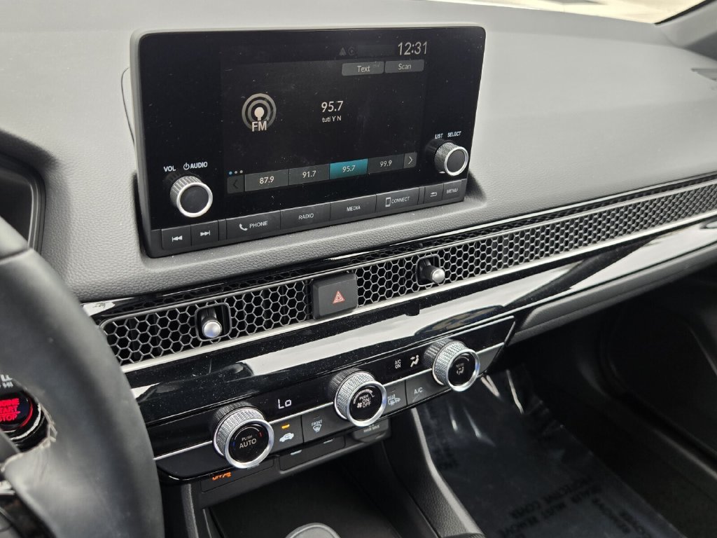 Used 2025 Honda Civic Sport image 21