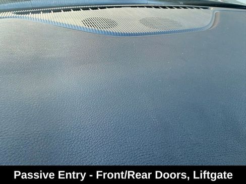 New 2026 Jeep Grand Cherokee Limited w/ Luxury Tech Group II image 11