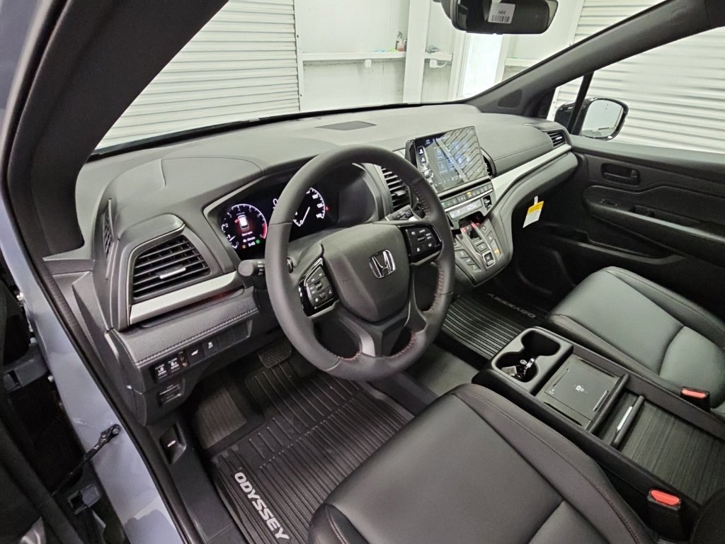 New 2027 Honda Odyssey Sport-L image 11