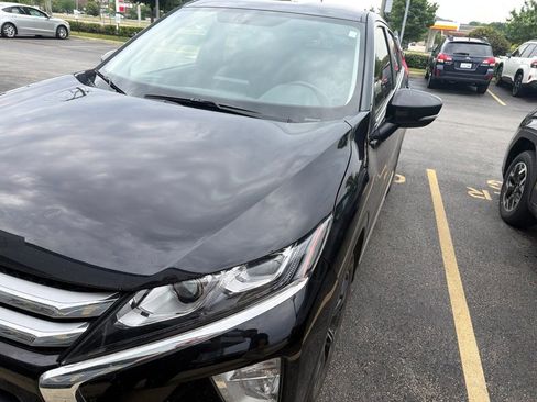 Used 2019 Mitsubishi Eclipse Cross AWD image 3