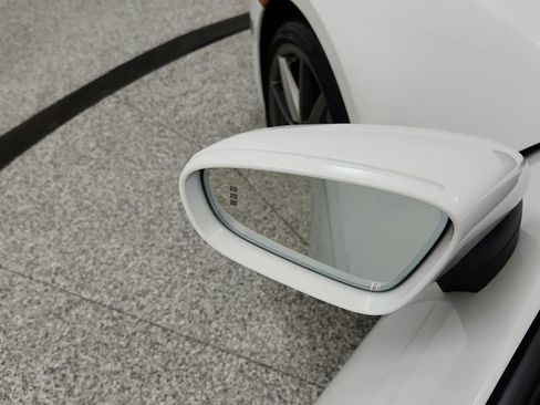 Used 2021 Porsche 911 Carrera image 18