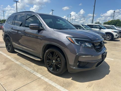 Used 2021 Honda Pilot Special Edition image 3