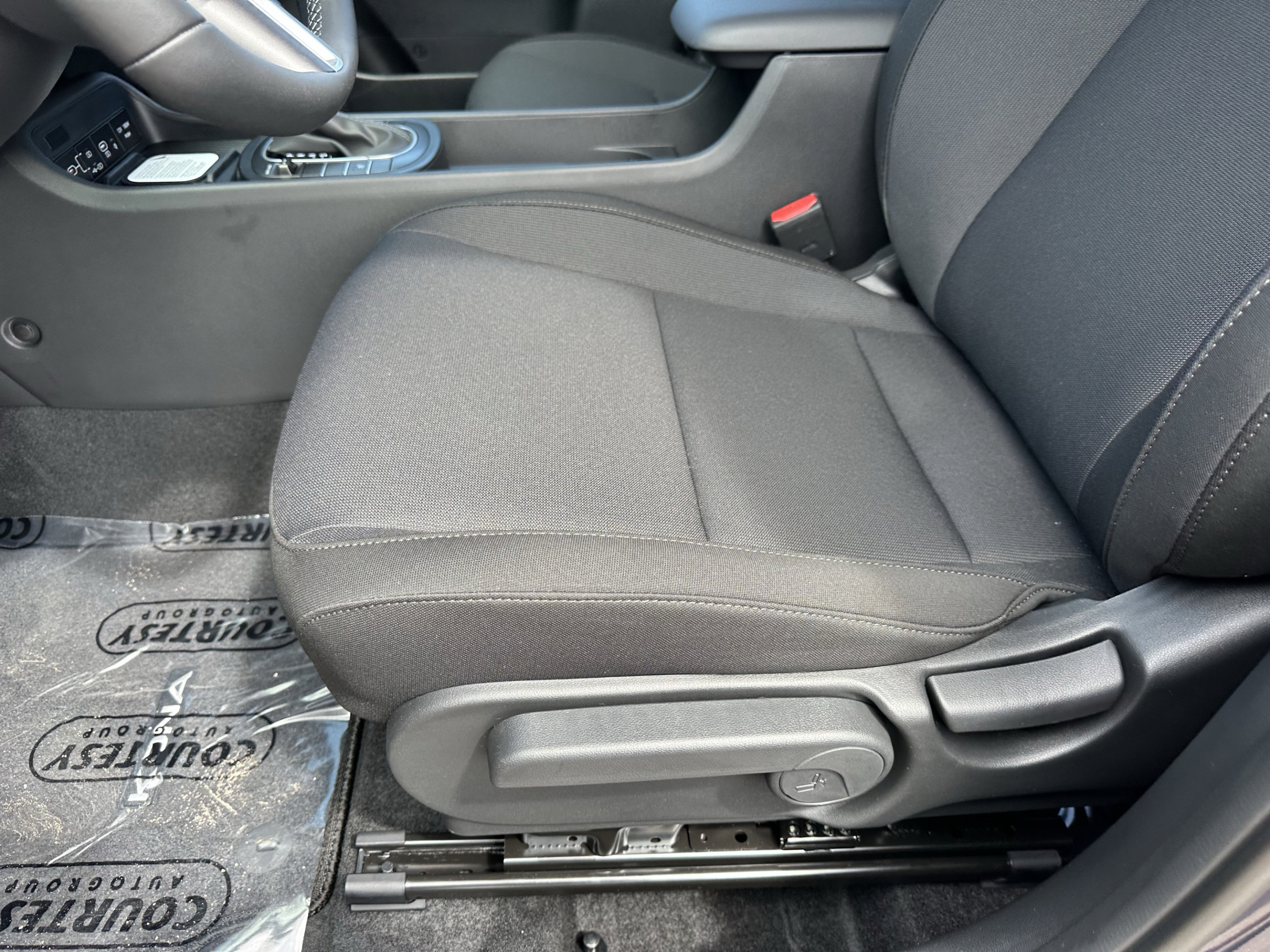 New 2027 Hyundai Kona SEL Sport FWD image 17