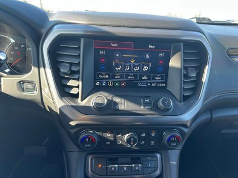 Used 2023 GMC Acadia AT4 image 25