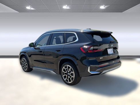Used 2026 BMW X1 xDrive28i w/ Technology Package AWD/4WD image 3