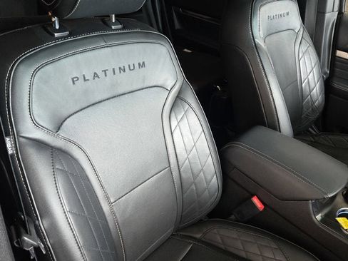 Used 2017 Ford Explorer Platinum AWD/4WD image 5