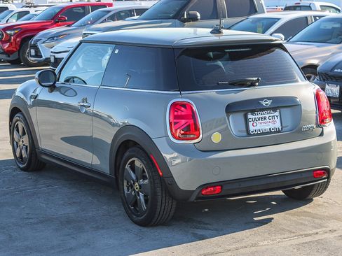 Used 2023 MINI Cooper SE image 7