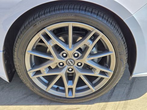 Used 2024 Nissan Altima 2.0 SR FWD image 8