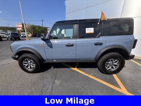 Certified 2024 Ford Bronco Badlands image 4