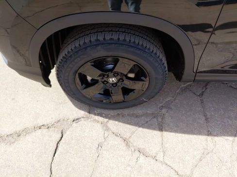 New 2026 Honda Ridgeline Black Edition image 39