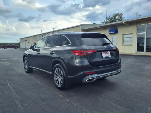 Used 2023 Mercedes-Benz GLC 300 4MATIC image 8