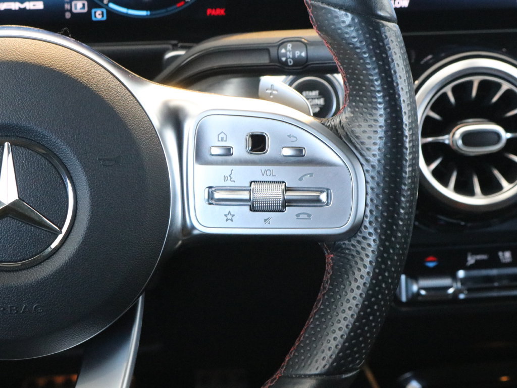 Used 2021 Mercedes-Benz GLB 35 AMG 4MATIC image 13
