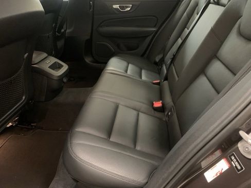 Certified 2024 Volvo S60 B5 Plus image 9