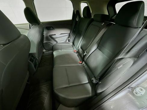 Used 2023 Nissan Rogue S image 21