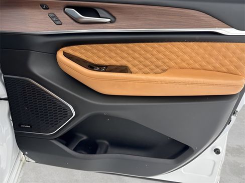 Used 2022 Jeep Grand Cherokee L Summit w/ Advanced Protech Group IV image 9