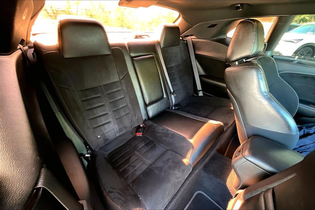 Used 2020 Dodge Challenger R/T RWD image 37