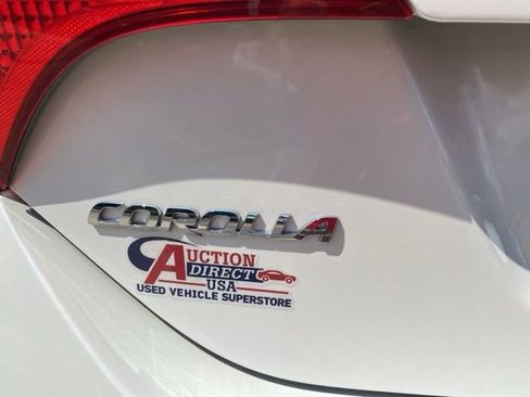 Used 2015 Toyota Corolla LE image 8