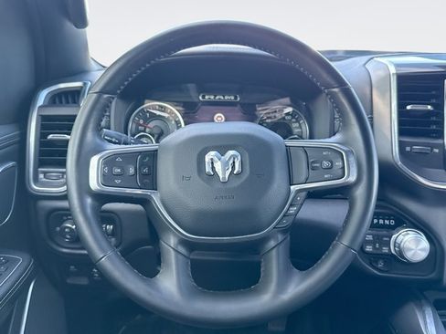 Used 2022 RAM 1500 Laramie AWD/4WD image 12