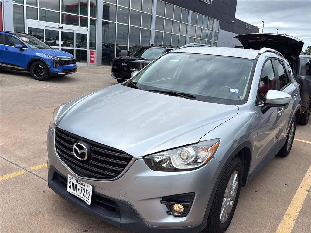 Used 2016 MAZDA CX-5 Touring FWD image 2