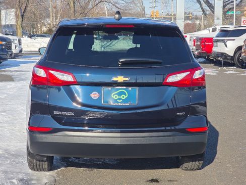 Used 2021 Chevrolet Equinox LS w/ LS Convenience Package image 13