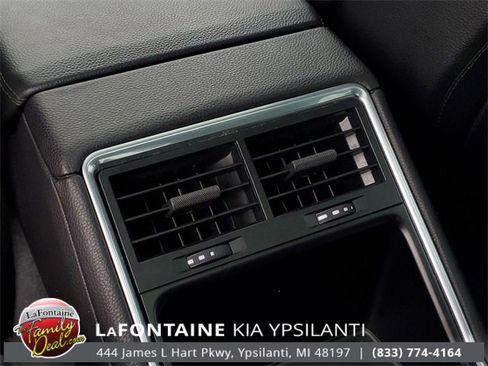 Used 2018 Porsche Panamera 4 image 37