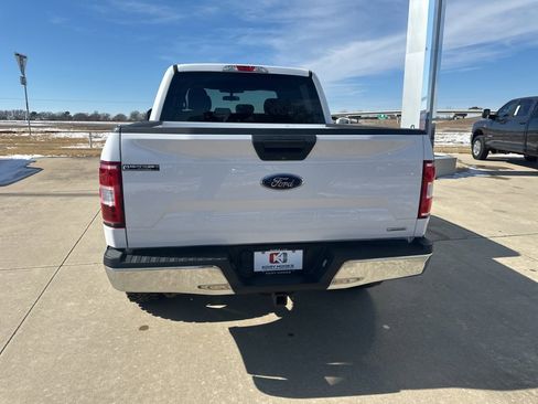 Used 2020 Ford F150 XLT image 4