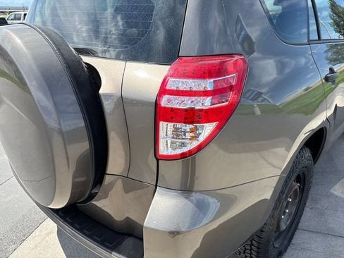 Used 2012 Toyota RAV4 FWD image 27