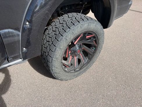 Used 2021 Ford F150 Limited image 11