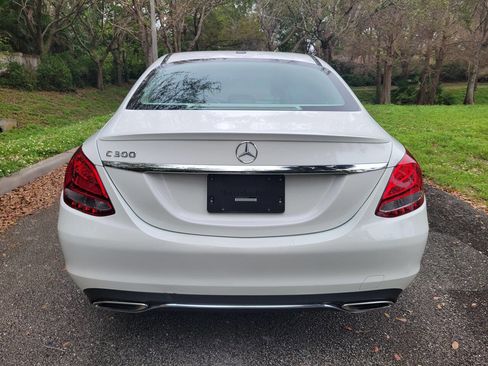 Used 2018 Mercedes-Benz C 300 C 300 4dr Sedan image 6