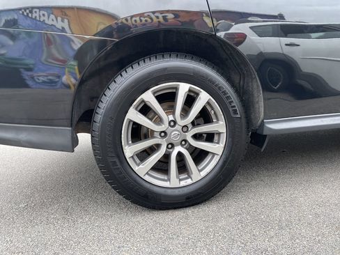 Used 2015 Nissan Pathfinder S FWD image 12