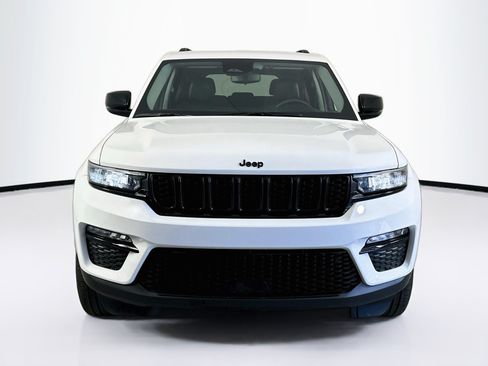 Used 2023 Jeep Grand Cherokee Limited w/ Black Appearance Package RWD image 2